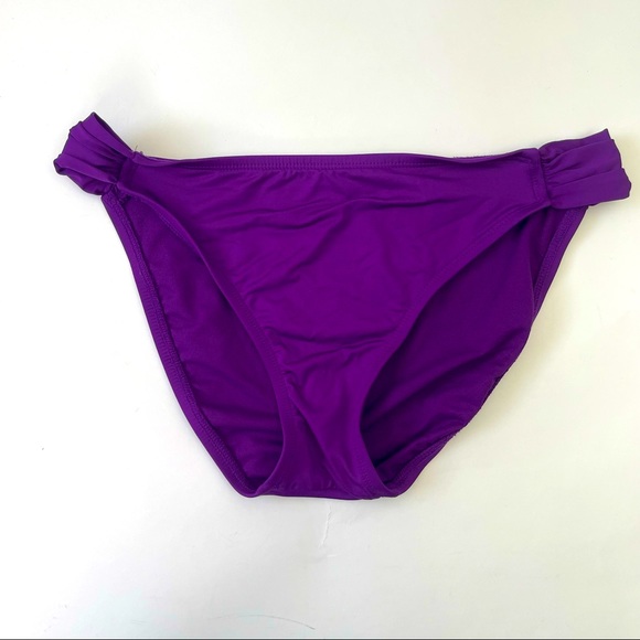 Wassiuo purple bikini bottoms size medium - Picture 1 of 6